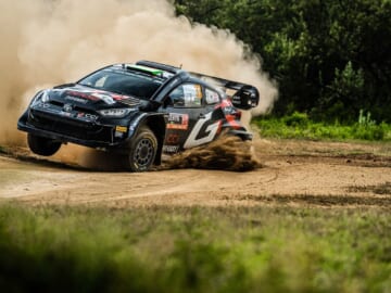 Rovanpera leads Neuville, double puncture costs Evans